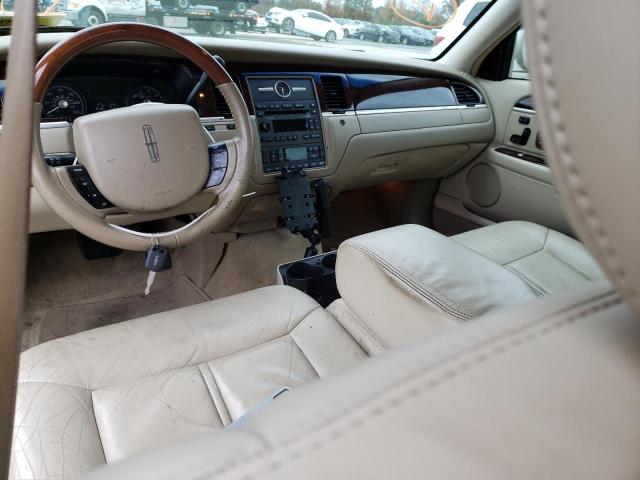 Photo 8 from auction – 2011 LINCOLN TOWN CAR S with VIN 2LNBL8CV8BX762062