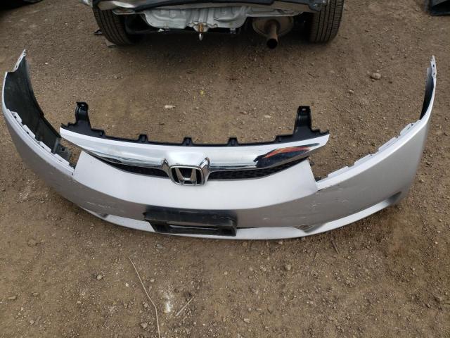 Photo 12 from auction – 2009 HONDA CIVIC LX with VIN 19XFA16569E048025