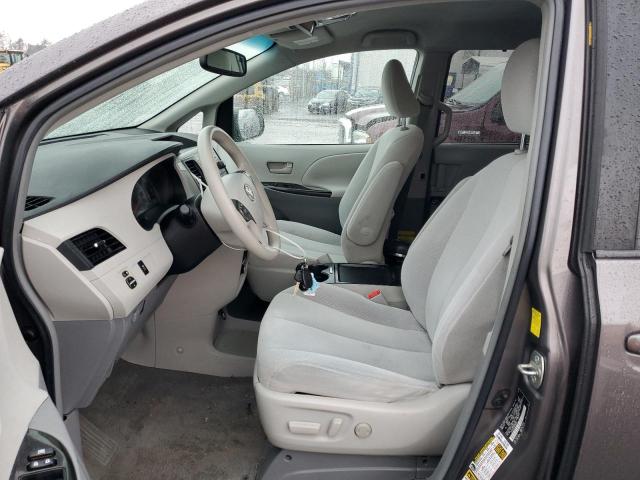 Photo 7 from auction – 2011 TOYOTA SIENNA LE with VIN 5TDKK3DC2BS006665