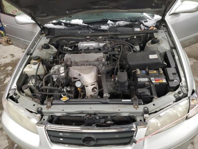 Photo 11 from auction – 2001 TOYOTA CAMRY with VIN 4T1BG22K91U043868
