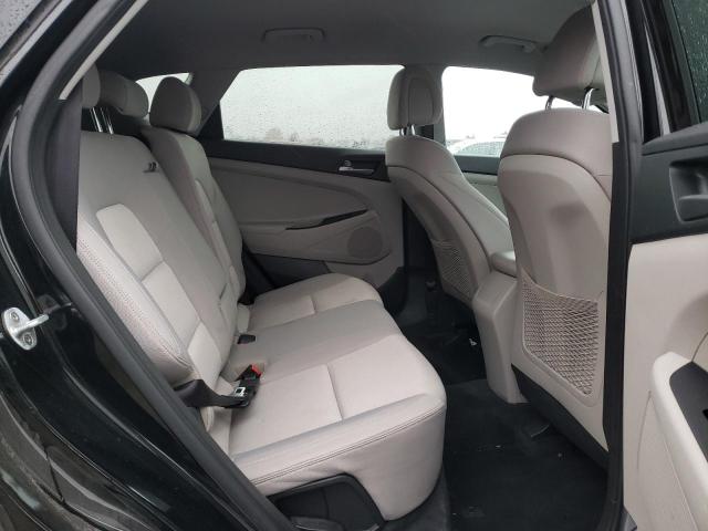 Photo 11 from auction – 2017 HYUNDAI TUCSON SE with VIN KM8J33A44HU300655