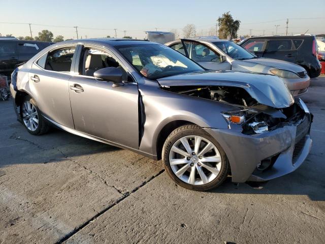 Photo 4 from auction – 2016 LEXUS IS 200T with VIN JTHBA1D25G5036592