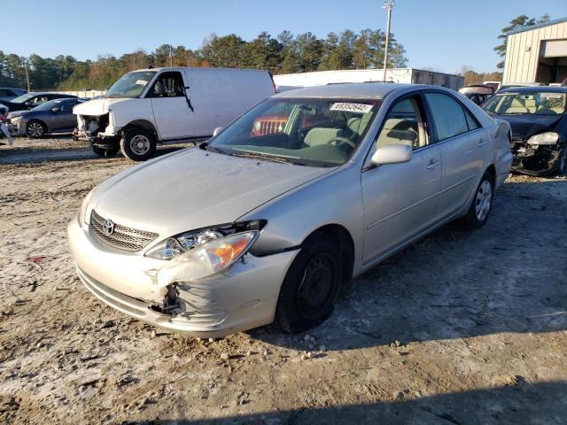 TOYOTA CAMRY LE 2004 with VIN 4T1BE32K34U869180 - Photo from auction