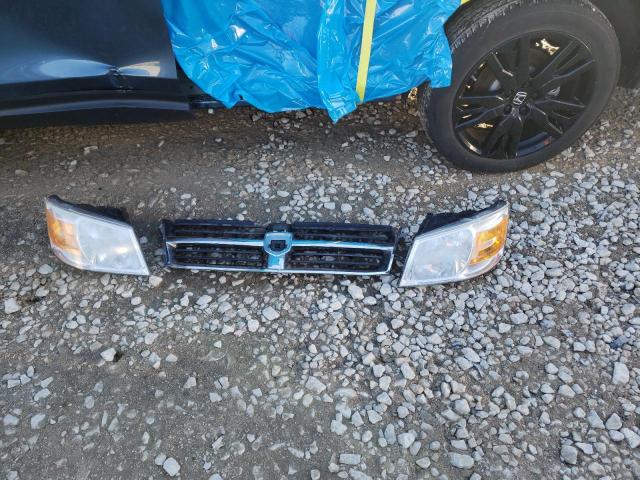 Photo 13 from auction – 2010 DODGE CARA GRAND with VIN 2D4RN6DX6AR399736