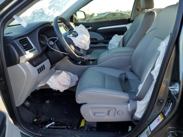 Photo 7 from auction – 2019 TOYOTA HIGHLANDER with VIN 5TDJZRFH0KS716537