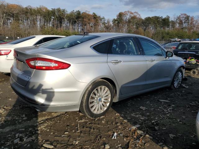 Photo 3 from auction – 2013 FORD FUSION SE with VIN 3FA6P0LU5DR153912