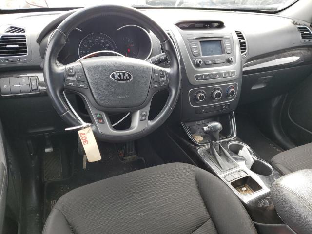 Photo 8 from auction – 2014 KIA SORENTO LX with VIN 5XYKTCA69EG540145