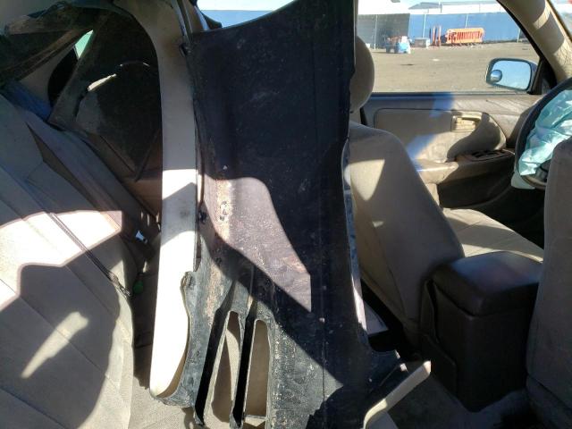 Photo 12 from auction – 2000 TOYOTA CAMRY CE with VIN 4T1BG22K9YU705717
