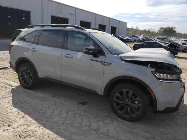 Photo 4 from auction – 2022 KIA SORENTO EX with VIN 5XYRHDLF2NG108273