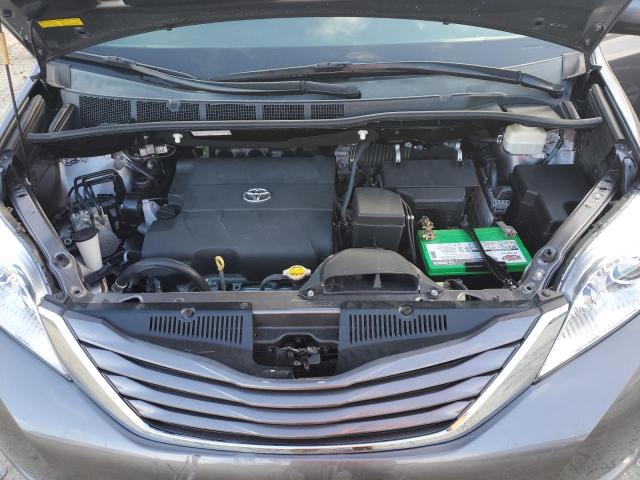 Photo 12 from auction – 2015 TOYOTA SIENNA LE with VIN 5TDKK3DC7FS651981