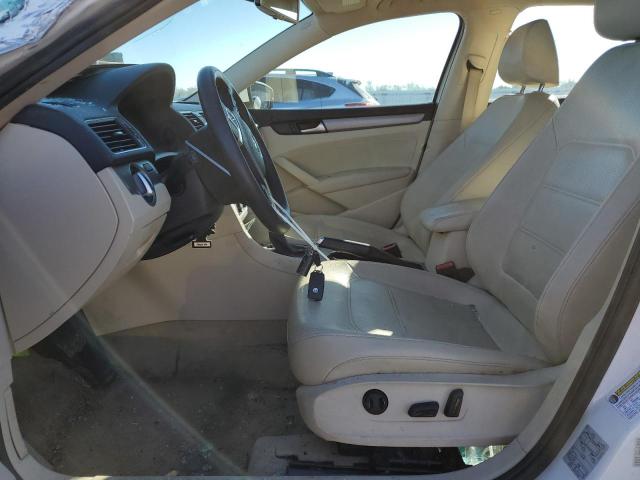 Photo 7 from auction – 2014 VOLKSWAGEN PASSAT SE with VIN 1VWBN7A38EC029924