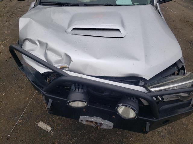 Photo 12 from auction – 2015 TOYOTA 4RUNNER SR with VIN JTEBU5JR3F5209537