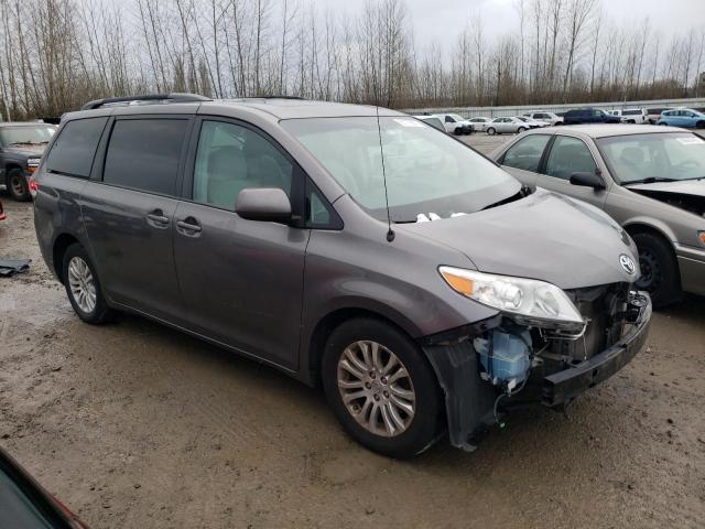 Photo 4 from auction – 2014 TOYOTA SIENNA XLE with VIN 5TDYK3DC5ES510318