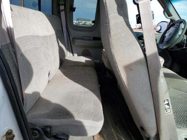 Photo 10 from auction – 2000 FORD F-150 with VIN 1FTRX17L0YKA53791