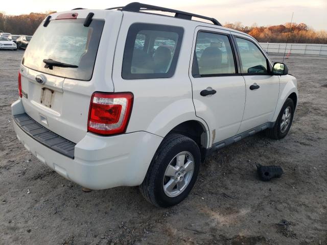 Photo 3 from auction – 2010 FORD ESCAPE XLS with VIN 1FMCU0C79AKA52223