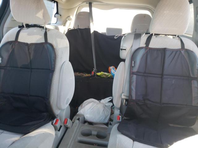 Photo 10 from auction – 2017 TOYOTA SIENNA LE with VIN 5TDKZ3DC0HS847226