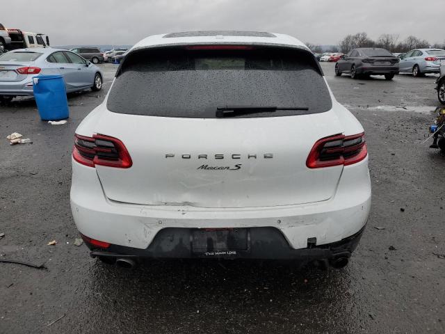 Photo 6 from auction – 2016 PORSCHE MACAN S with VIN WP1AB2A55GLB42534