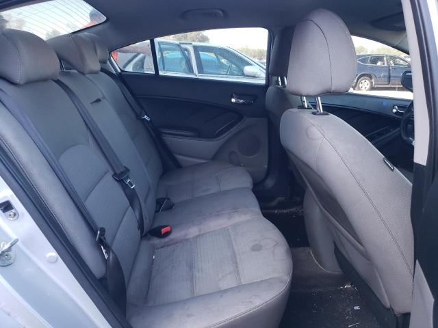 Photo 10 from auction – 2015 KIA FORTE LX with VIN KNAFX4A68F5354535