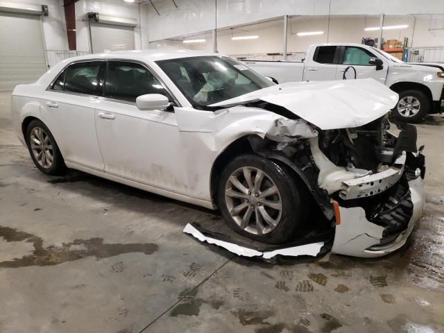 Photo 4 from auction – 2015 CHRYSLER 300 LIMITE with VIN 2C3CCARGXFH808410