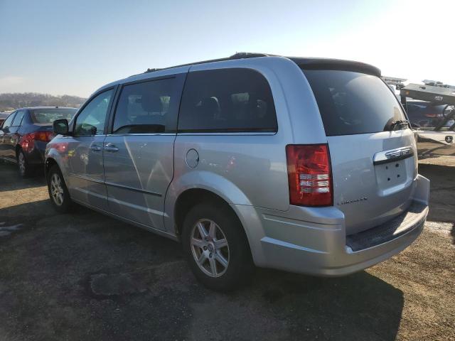 Photo 2 from auction – 2010 CHRYSLER TOWN & COU with VIN 2A4RR5D1XAR115557
