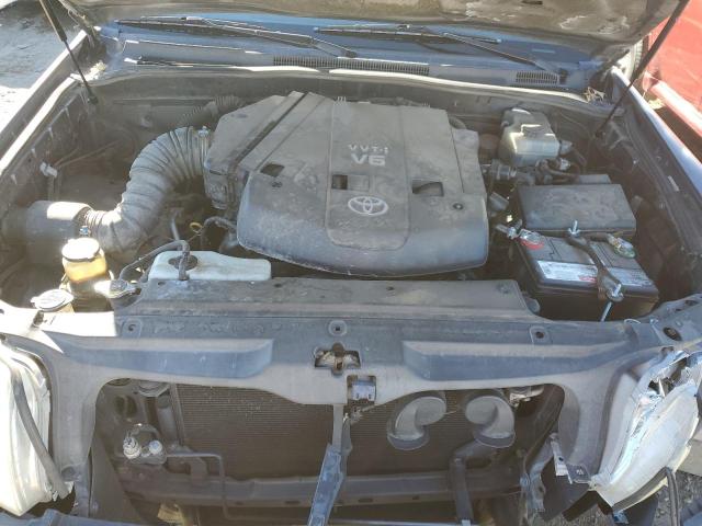 Photo 11 from auction – 2004 TOYOTA 4RUNNER SR with VIN JTEZU14R340024885