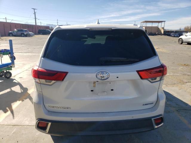 Photo 6 from auction – 2018 TOYOTA HIGHLANDER with VIN 5TDYZRFH6JS246737