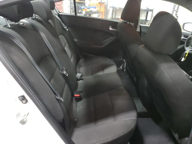 Photo 10 from auction – 2018 KIA FORTE LX with VIN 3KPFK4A75JE185226