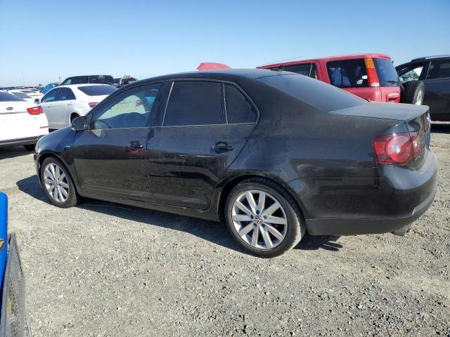 Photo 2 from auction – 2010 VOLKSWAGEN JETTA WOLF with VIN 3VWRA7AJ8AM095259