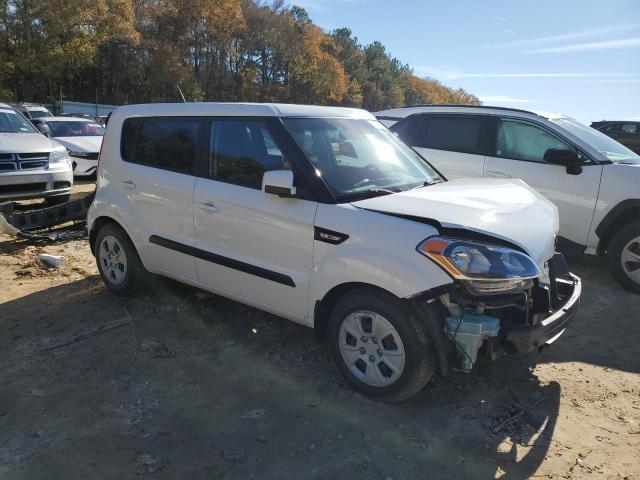 Photo 4 from auction – 2013 KIA SOUL with VIN KNDJT2A56D7769326