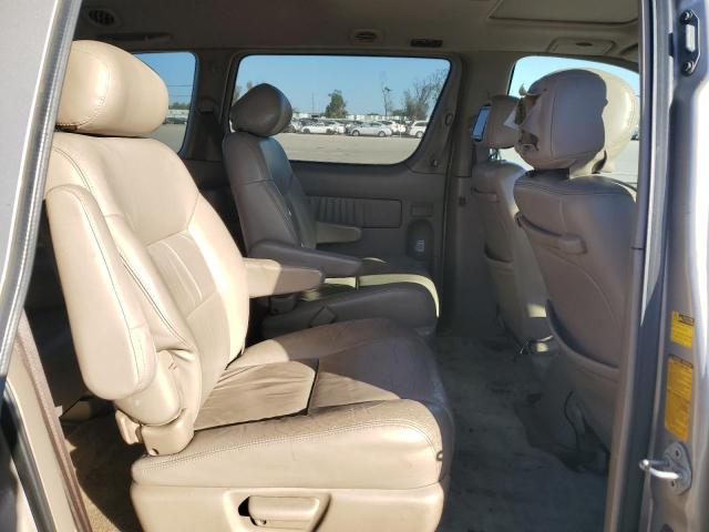 Photo 11 from auction – 2002 TOYOTA SIENNA LE with VIN 4T3ZF13C32U465811