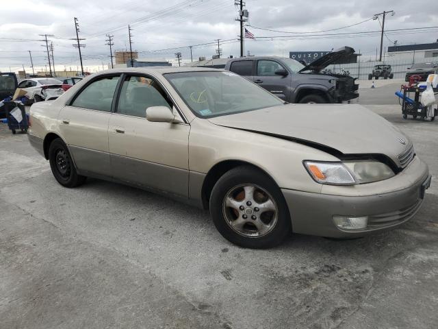 Photo 4 from auction – 1999 LEXUS ES 300 with VIN JT8BF28G0X5070257