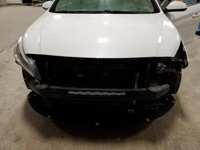Photo 13 from auction – 2017 HYUNDAI SONATA SE with VIN 5NPE24AF1HH455013