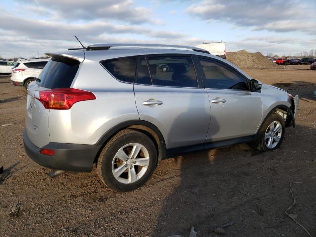 Photo 3 from auction – 2013 TOYOTA RAV4 XLE with VIN JTMRFREV7D5027980