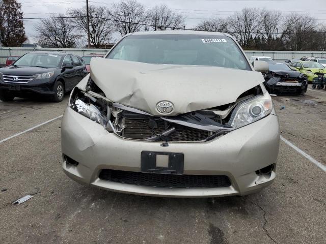 Photo 5 from auction – 2015 TOYOTA SIENNA XLE with VIN 5TDDK3DC3FS122522