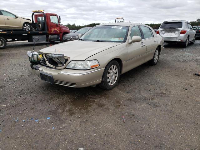 Photo 1 from auction – 2011 LINCOLN TOWN CAR S with VIN 2LNBL8CV8BX762062