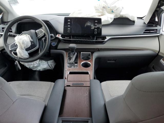 Photo 8 from auction – 2021 TOYOTA SIENNA LE with VIN 5TDKRKECXMS037590