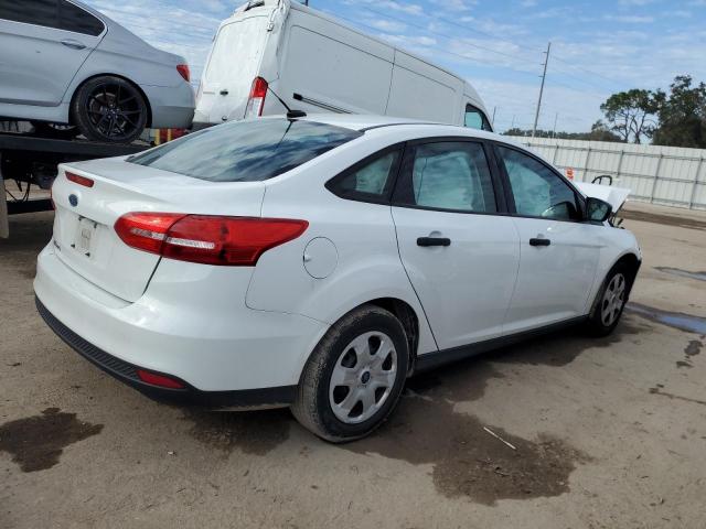 Photo 3 from auction – 2017 FORD FOCUS S with VIN 1FADP3E27HL266270