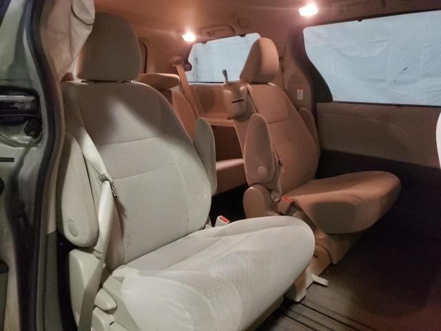 Photo 11 from auction – 2015 TOYOTA SIENNA LE with VIN 5TDKK3DC7FS559866