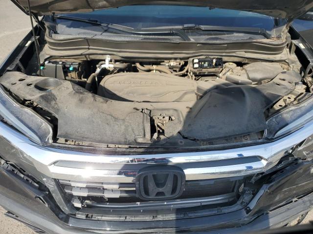 Photo 11 from auction – 2017 HONDA RIDGELINE with VIN 5FPYK2F55HB006876