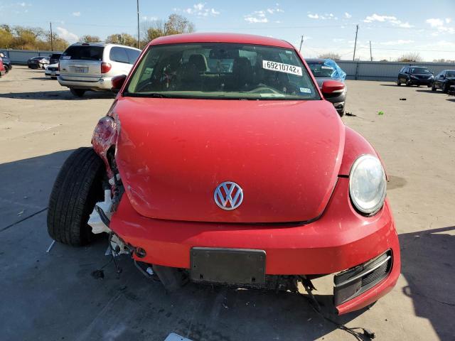 Photo 5 from auction – 2014 VOLKSWAGEN BEETLE with VIN 3VWJX7AT5EM629613