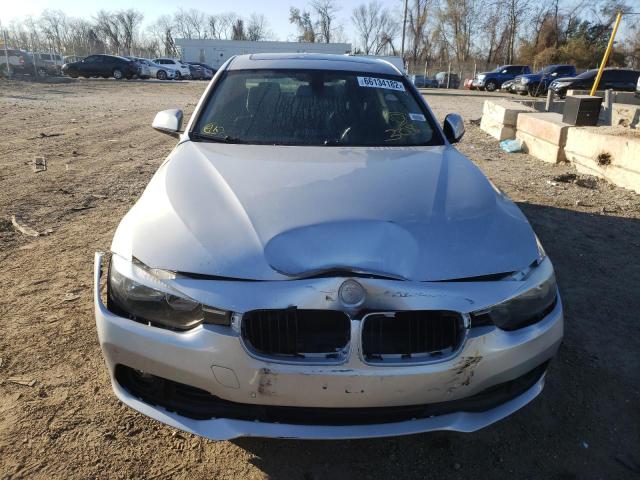 Photo 5 from auction – 2017 BMW 320 I with VIN WBA8E1G30HNU18421