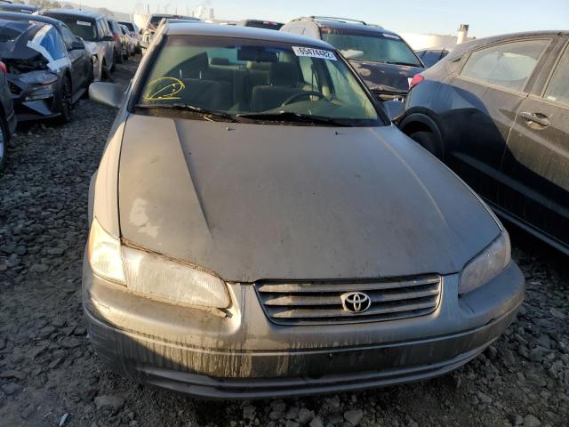 Photo 5 from auction – 1998 TOYOTA CAMRY with VIN JT2BF22K6W0105838