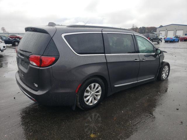 Photo 3 from auction – 2017 CHRYSLER PACIFICA T with VIN 2C4RC1BGXHR540701