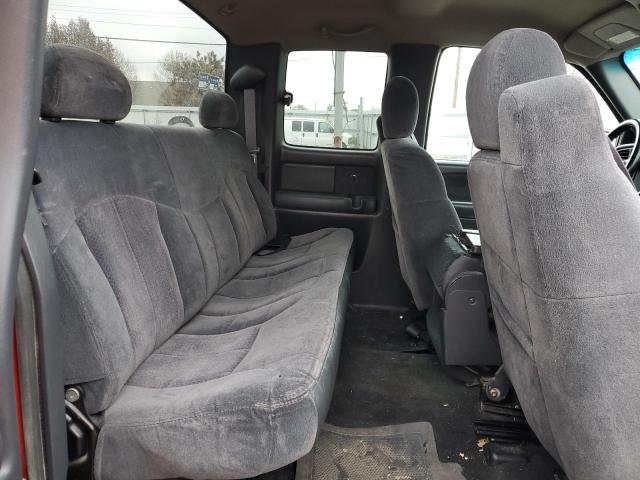 Photo 10 from auction – 2000 CHEVROLET SILVERADO with VIN 1GCEC19V0YZ164342