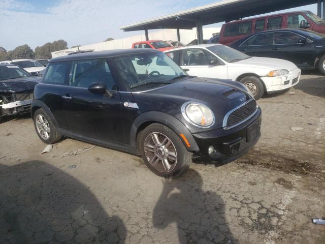Photo 4 from auction – 2011 MINI COOPER S with VIN WMWSV3C58BTY12471