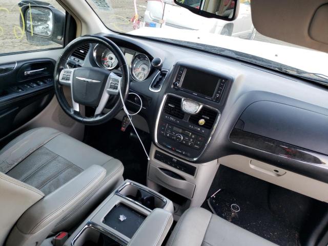 Photo 8 from auction – 2014 CHRYSLER TOWN & COU with VIN 2C4RC1CG7ER163853