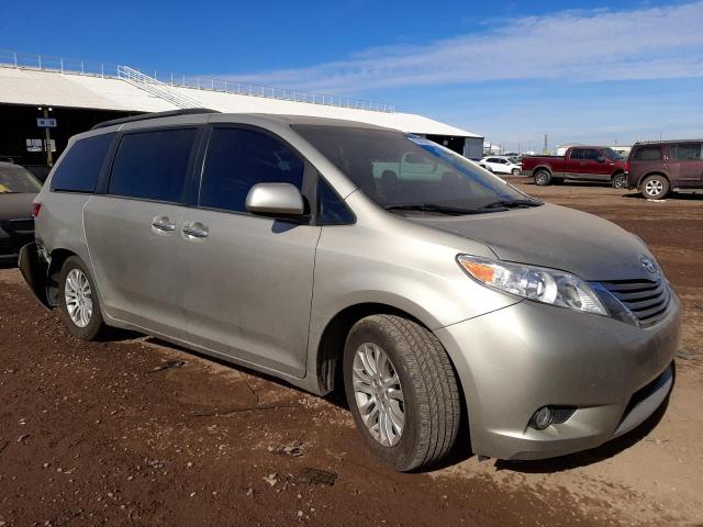 Photo 4 from auction – 2015 TOYOTA SIENNA XLE with VIN 5TDYK3DC4FS628393