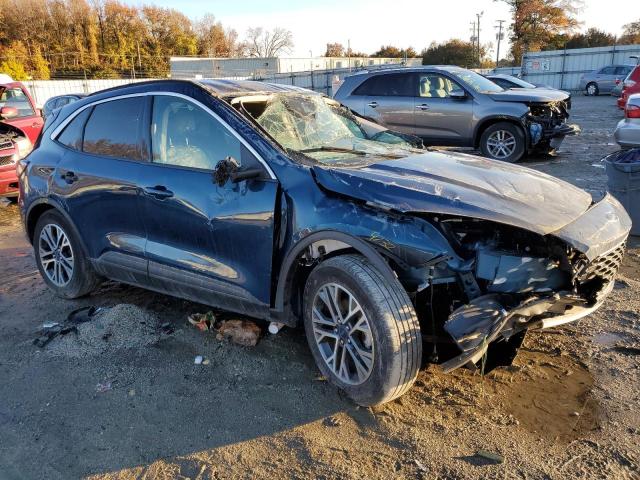Photo 4 from auction – 2020 FORD ESCAPE SEL with VIN 1FMCU9H6XLUA52047