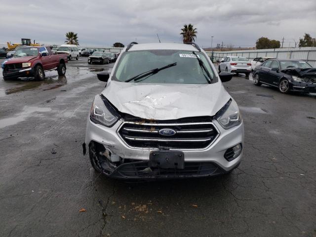 Photo 5 from auction – 2019 FORD ESCAPE SE with VIN 1FMCU9GD0KUB08575