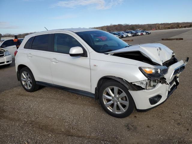 Photo 4 from auction – 2015 MITSUBISHI OUTLANDER with VIN 4A4AP3AU6FE018199